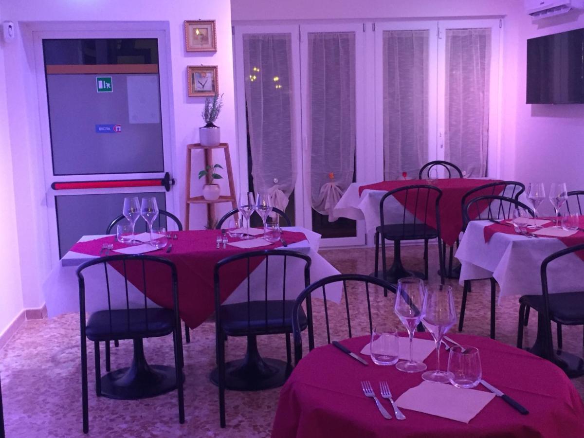 Cesate Hotel Del Ponte מראה חיצוני תמונה