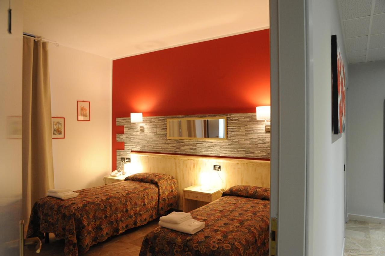 Cesate Hotel Del Ponte מראה חיצוני תמונה